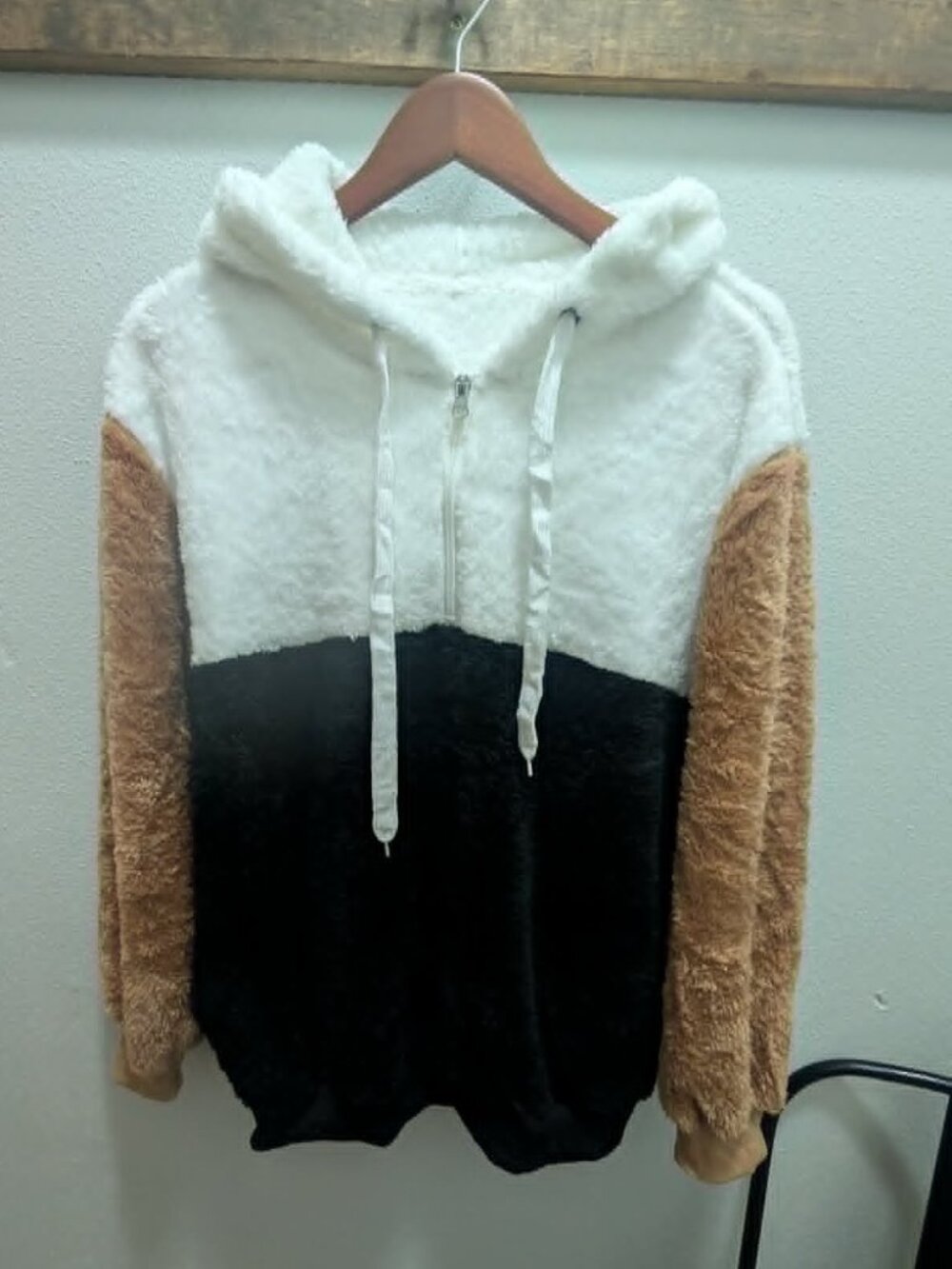 Women's Super Cozy 1/4 Zip Color Block Sherpa Hoodie - Size Large